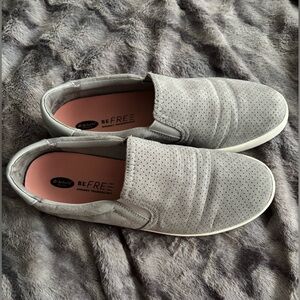 Gray Dr. Scholl’s WIDE Slip-on Shoes